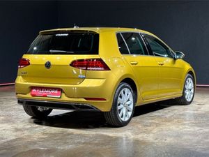 Volkswagen Golf 1.2 Automatic - Tfsi Comfort Edit - Image 3