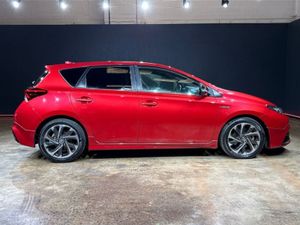 Toyota Auris 1.8 Automatic - Leather Package - G - Image 2