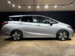 Honda Shuttle 1.5 Hybrid - Image 3