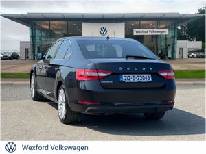 Skoda Superb Superb STY 2.0tdi 150HP - Image 4