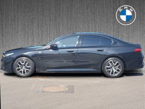 BMW 5 Series 530e M Sport Saloon - Image 4