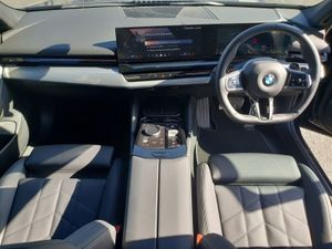 BMW 5 Series 520i M Sport Pro Saloon - Image 4
