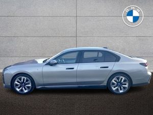 BMW i7 Xdrive60 M Sport - Image 4