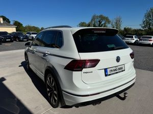 STUNNING VOLKSWAGEN TIGUAN R LINE - Image 4