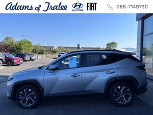 Hyundai Tucson Ix35 Executive 5DR - Image 2