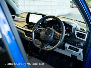 Suzuki Swift 1.2 Mild Hybrid Motion Manual - Image 4