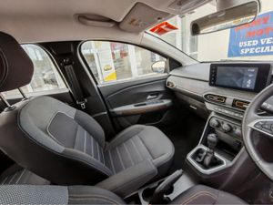 DACIA SANDERO STEPWAY EXPRESSION TCE 90 NBI - Image 3