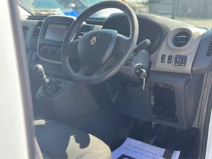 Renault Trafic Business Ll29 D DCI 5DR - Image 2
