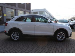 Audi Q3 2.0 TDI 120 SE LIMITED 5DR ESTATE // 1 OWN - Image 3