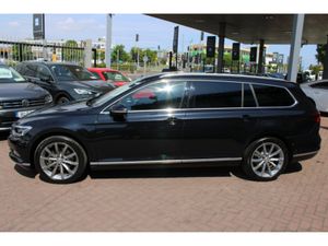 Volkswagen Passat 2.0 TDI 150BHP GT LINE 5DR ESTAT - Image 4