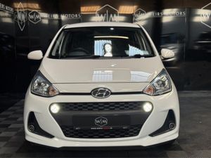 Hyundai i10 Hyundai I10 Deluxe/ Low Mileage 4DR - Image 4