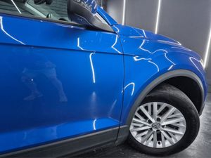 Volkswagen T-Roc Design 1.5 TSI Manual 6speed FWD - Image 4