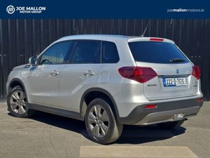 Suzuki Vitara 1.4 Hybrid SZ4 MT - Image 2