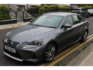 Lexus IS 300H - Image 4