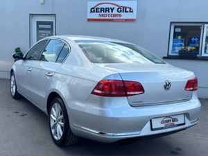 Volkswagen Passat 2.0 TDI Executive Bluemotion 14 - Image 4