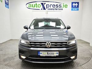 Volkswagen Tiguan 2.0 TDI Sliding Sunroof - Image 3