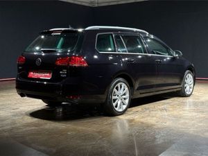 Volkswagen Golf 1.2 Hybrid - Estate - Blue Motion - Image 3