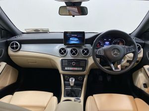 Mercedes-Benz CLA CLA 180 Urban - Image 4
