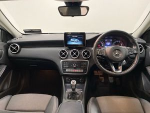 Mercedes-Benz A-Class A 160 Style - Image 4