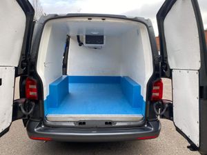 Vw Transporter temperature controlled - Image 3