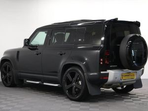 Land Rover Defender 110 D250 Mhev HSE - Image 4