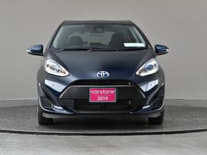 Toyota Aqua 1.5 Vvt-i Hybrid  2tone Interior andr - Image 2