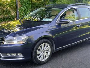 Volkswagen Passat 2014 ESTATE 1.6 TDi NEW NCT & FS - Image 3