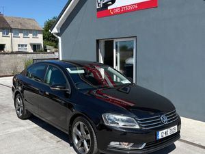 Volkswagen Passat 2012 1 Owner - Image 3