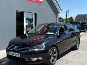 Volkswagen Passat 2012 1 Owner - Image 4