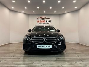 LOW MILES MB E220 AMG LINE NIGHT PACK 2019 - Image 3