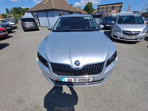 SKODA SUPERB STYLE 1.5 TSI 150HP 4DR - Image 3