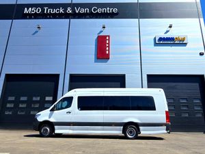 Mercedes Sprinter M50 Shuttle Pro 18+ D - Image 4
