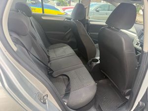 Volkswagen Golf 2012 - Image 3
