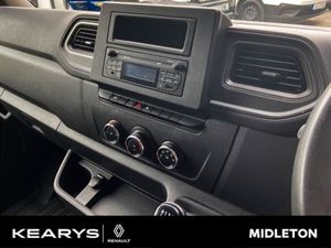 Renault Master FWD Lm35 DCI 135 Busine - Image 4