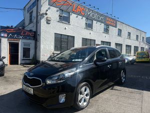 Kia Carens 2015 Low mileage 7 seater - Image 2