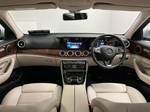 Mercedes-Benz E-Class 220d Avantgarde - 1 Owner I - Image 4