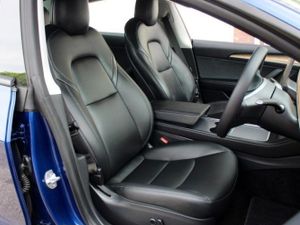 211 Tesla Model 3 Dual Motor - Image 4