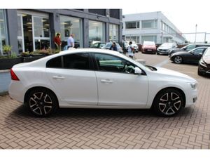 Volvo S60 2.0d4 SE Luxury 4DR Saloon Automatic // - Image 3
