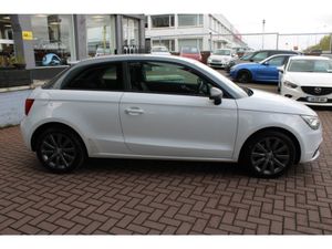 Audi A1 1 4tfsi S-line 3DR Automatic - Image 3