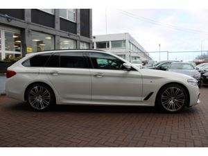 BMW 5 Series 520I M-sport Plus 5DR Estate Automat - Image 3