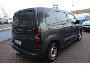 Opel Combo Cargo Sportive 1.5 130PS 5DR - Image 4