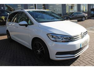 Volkswagen Touran 2.0 TDI Comforline 7 Seater MPV - Image 2