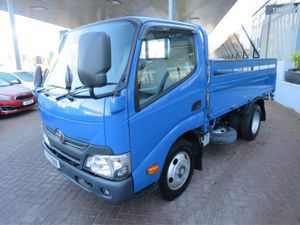 Toyota Dyna 4.5 Tonne Twin Wheel Dropside Pick UP - Image 3