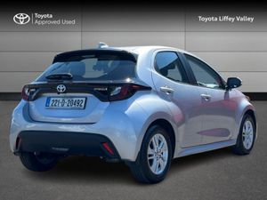 Toyota Yaris Hybrid Luna 4DR Auto - Image 2