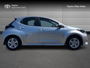 Toyota Yaris Hybrid Luna 4DR Auto - Image 3