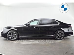 BMW i7 Xdrive60 Excellence - Image 3