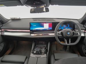 BMW 5 Series 520i M Sport Saloon - Image 4