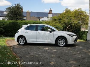 Toyota Corolla Luna H/B 4DR Auto Hybrid - Image 3