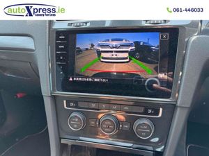 Volkswagen Golf 1.2 TSI Automatic  Reversing Came - Image 4