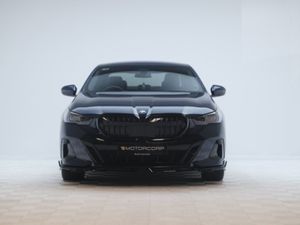 BMW 5 Series 530E M Sport - Image 2